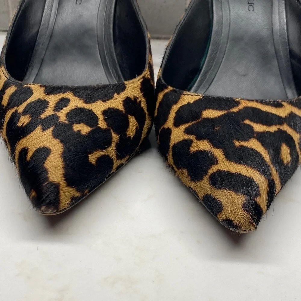 Banana Republic Leopard Calf Hair Pumps | Ankle Strap Pointed Toe | Size 7.5
